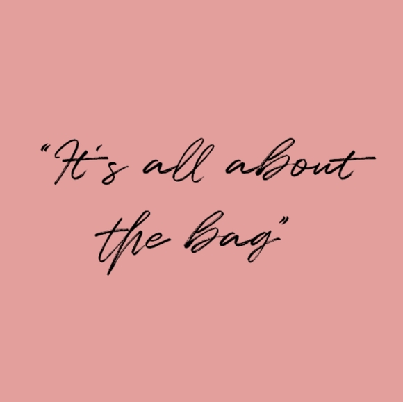 BOOKMARK MY CLOSET - Picture 6 of 8